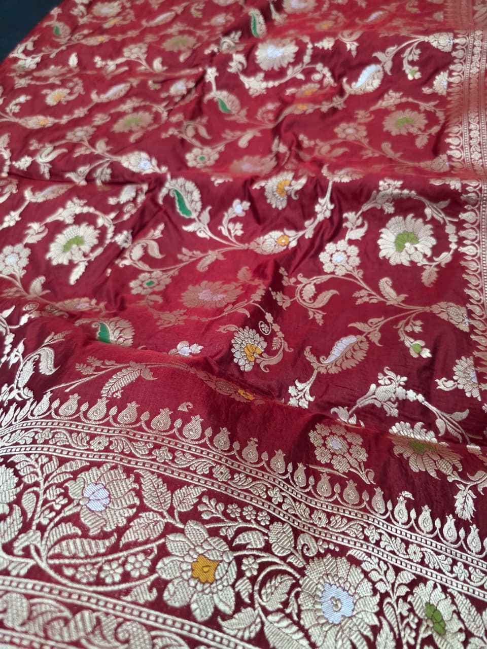 Maroon Pure Katan Silk Tilfi Meenakari Banarasi Handloom Saree With Blouse The Banarasee Aura