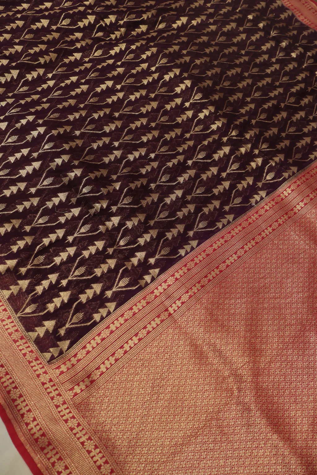 Deep Maroon Pure Mal Chanderi Banarasi Golden Zari Weaved Saree With Blouse The Banarasee Aura
