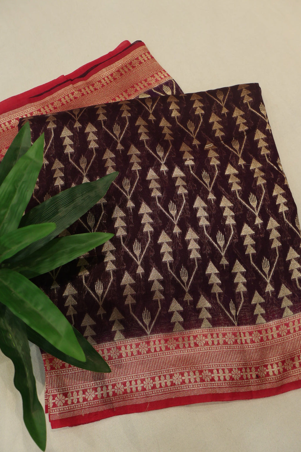 Deep Maroon Pure Mal Chanderi Banarasi Golden Zari Weaved Saree With Blouse The Banarasee Aura