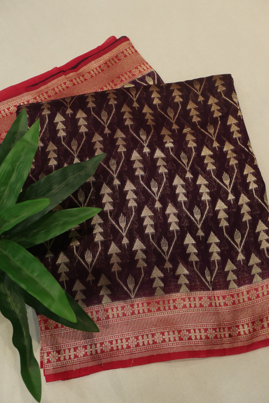 Deep Maroon Pure Mal Chanderi Banarasi Golden Zari Weaved Saree With Blouse The Banarasee Aura